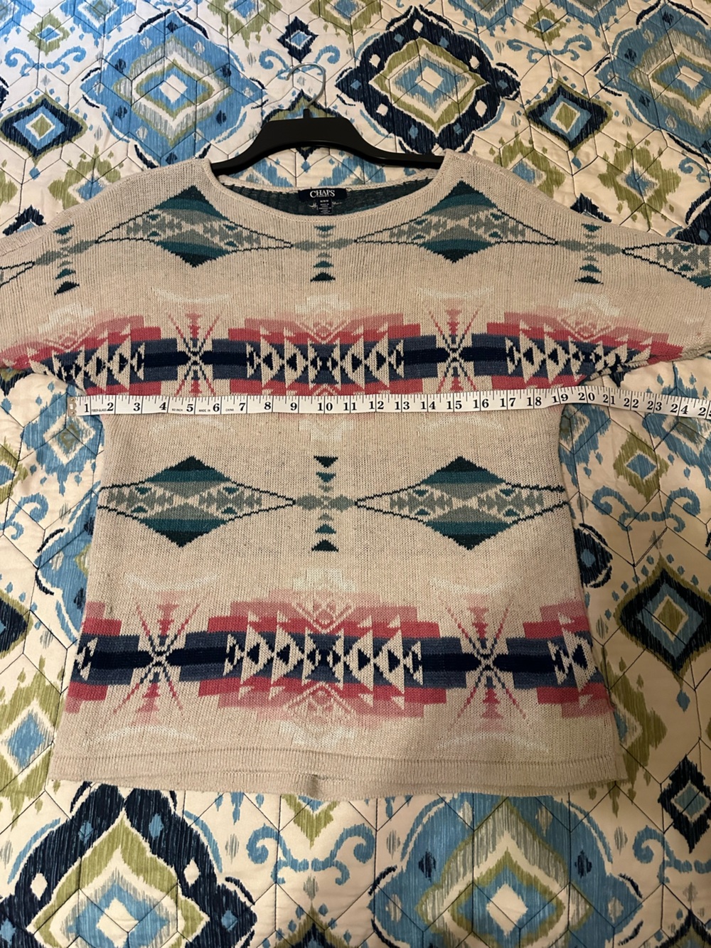 Chaps Cream Short Sleeve Knit Top with Blue and Pink Aztec Print. Size Medium - Picture 7 of 9
